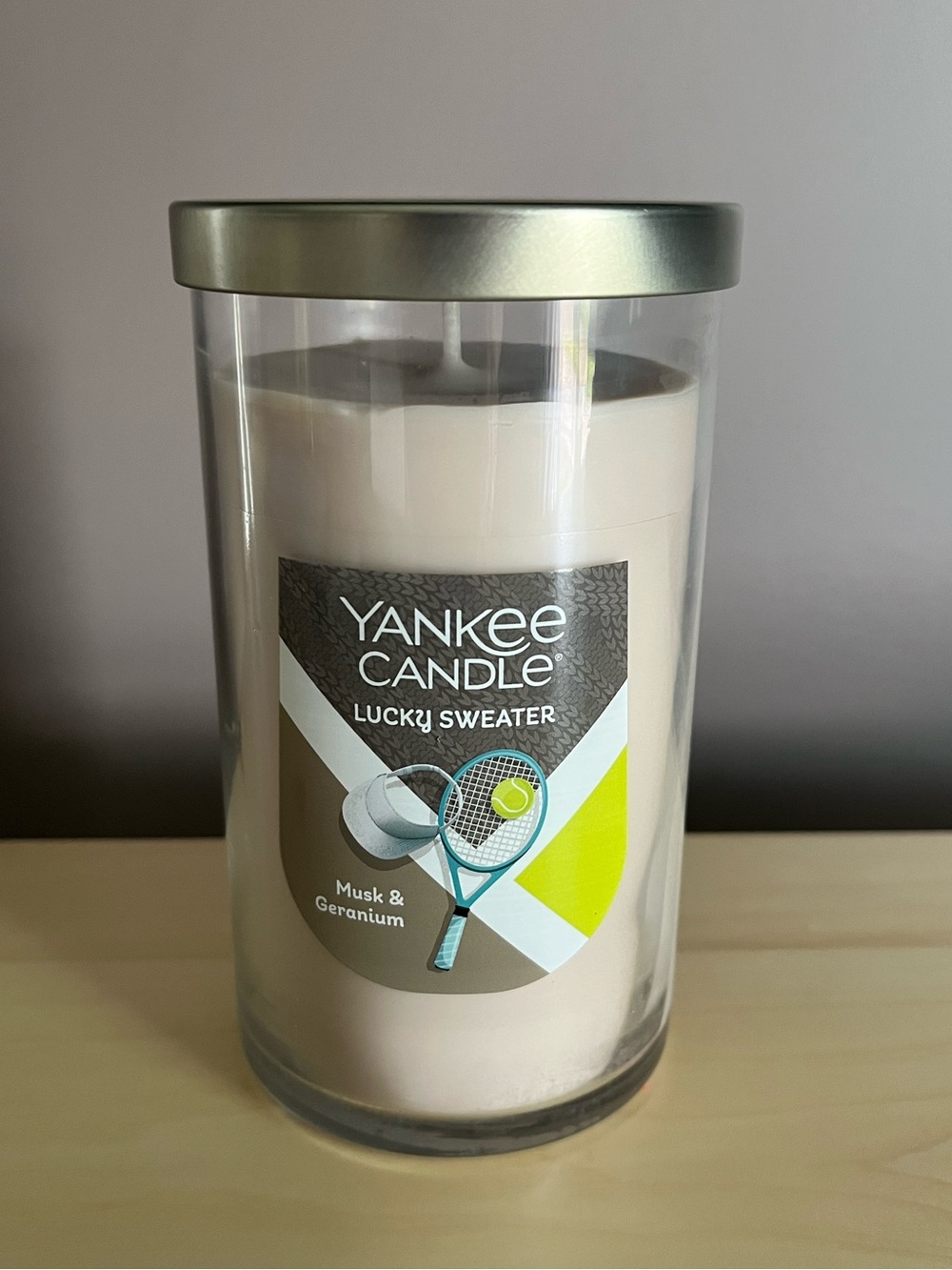 New Yankee Candle Lucky Sweater Musk & Geranium 14.5 Oz. Candle
